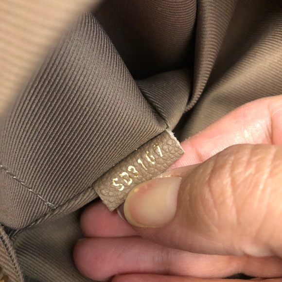 👜 Authentic Louis Vuitton Empreinte Ponthieu MM - Picture 2 of 9